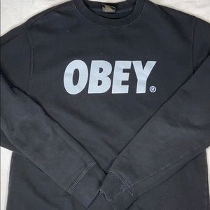 Men’s obey crewneck